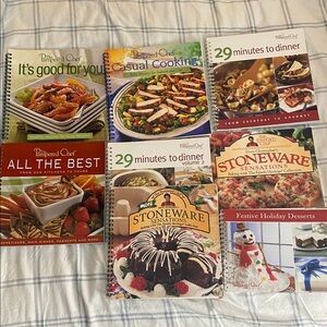 Lot of 8 pampered chef cookbooks